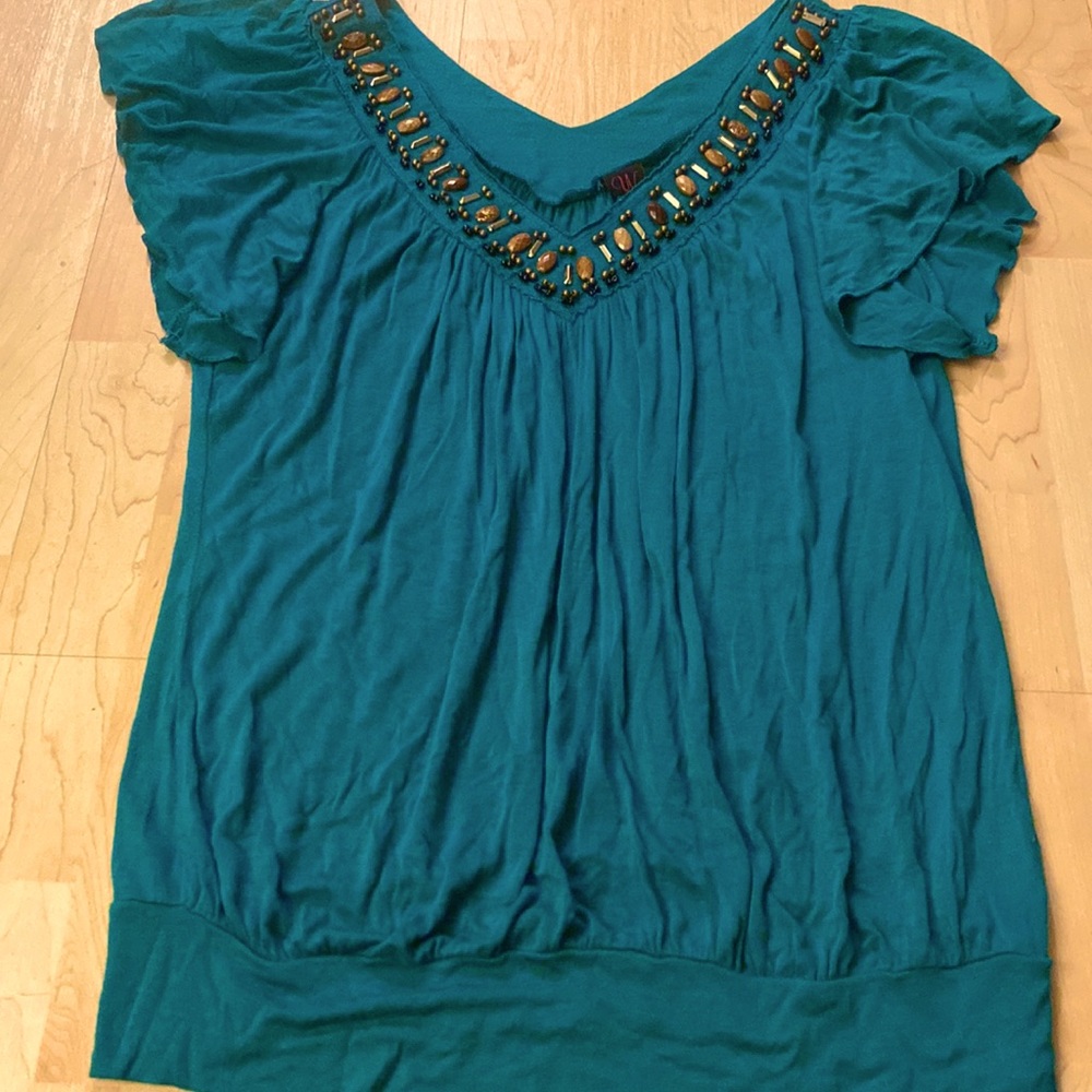 Teal short sleeved shirt